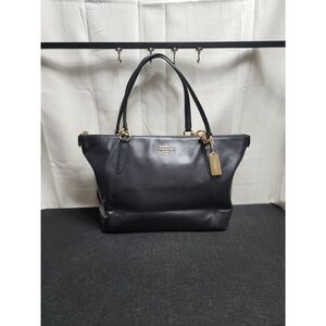 Coach Ava Crossgrain Leather Tote